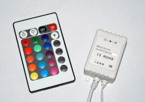 Dimmer & controller cu telecomanda pentru benzi cu led RGB 12VDC 6A/72W total (2A/24w/culoare) / 24VDC 6A/144W total (2A/48w/culoare , 12 V DC, LUM30-3200121 Lumen