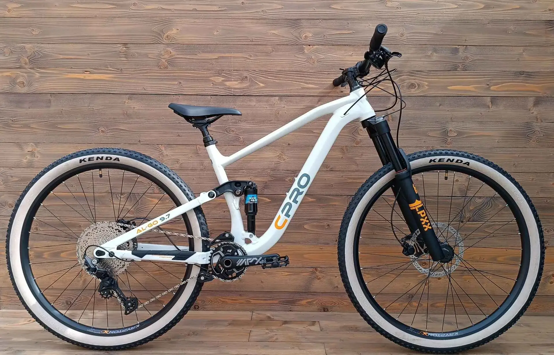 Bicicleta Full Suspension transmisie 1×12 Capriolo AL-GO 9.7