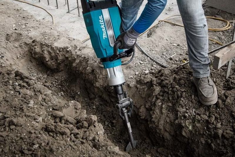 Makita Ciocan demolator 1850 W, 49.1 J,Anti-Vibrații, 1300 bpm HM1502