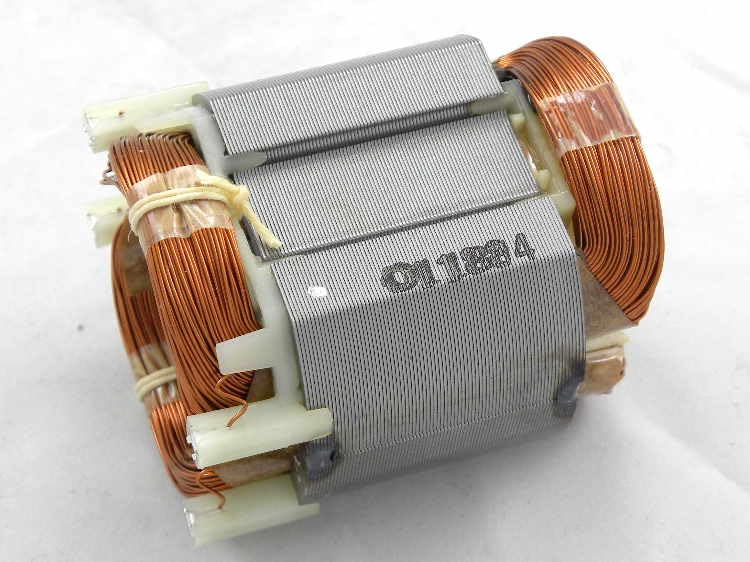 Makita STATOR HR2460/2470