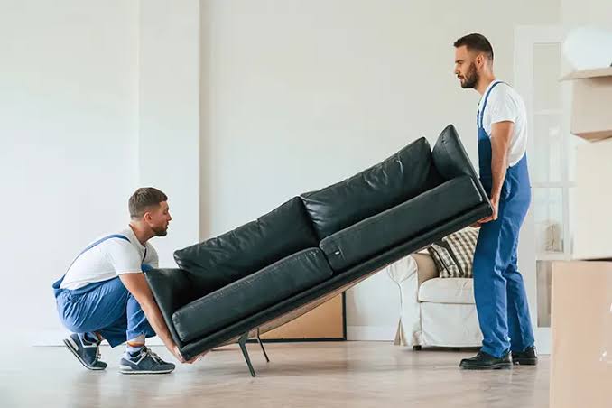 Transport Marfă și Mobilier